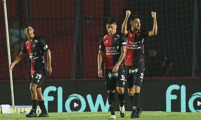Estudiantes e Colón