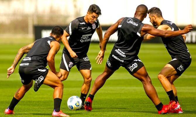Treino do Corinthians para o jogo contra o Grêmio pelo Brasileirão 2021